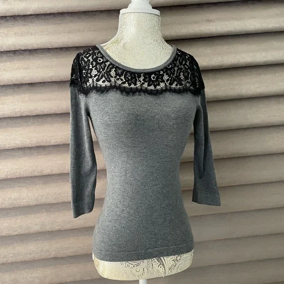 Express Sweater Gray Black Lace Trim 3/4 Sleeve Size XS - Picture 1 of 12